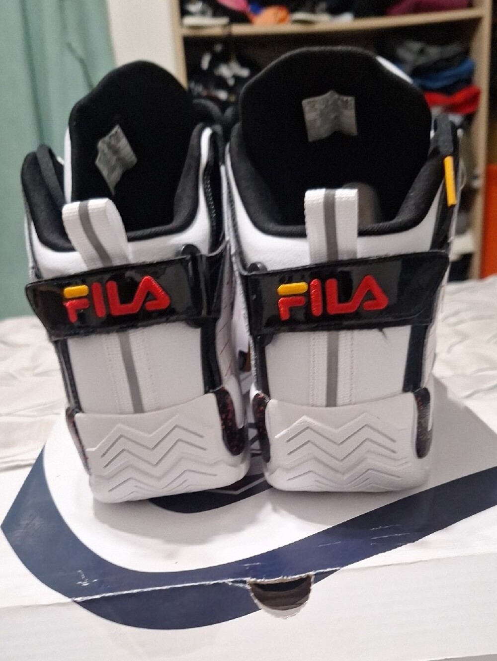 Fila Grant Hill 2 Box Label - White, Black, Red - Picture 5 of 8